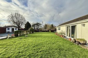 Rear Gardens- click for photo gallery